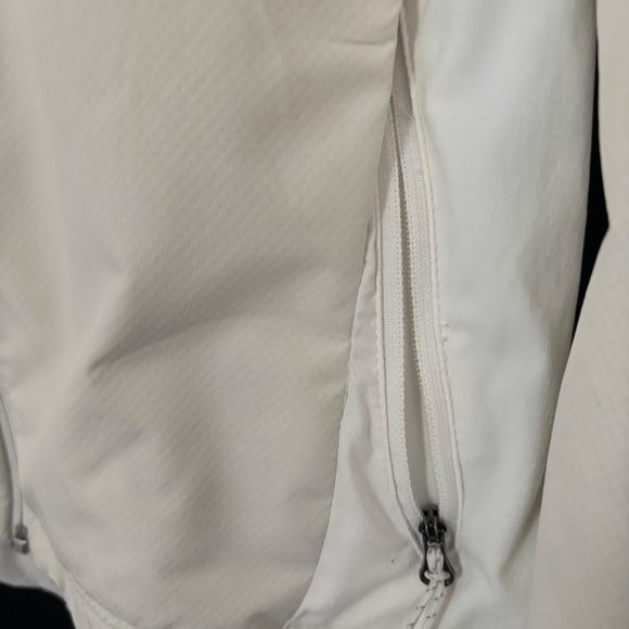 Women's Columbia White Omni Shield Packable Rain Track Jacket Size Large - Picture 8 of 8